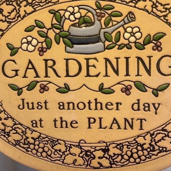 Trinity Pottery In Wisconsin Handcrafted gardening plaque, #183. - Picture 2 of 3